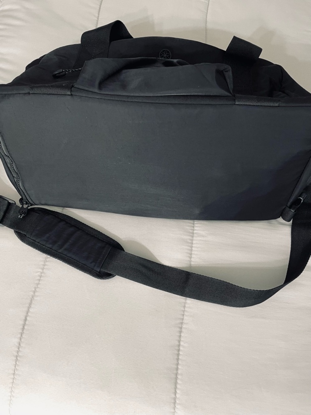 Gaiam Convertible Duffle Backpack - Picture 3 of 10